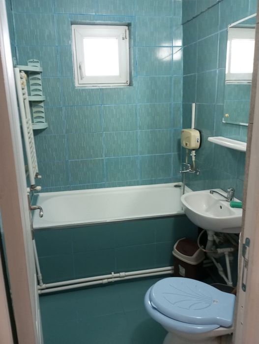 Apartament cu două camere  de închiriat