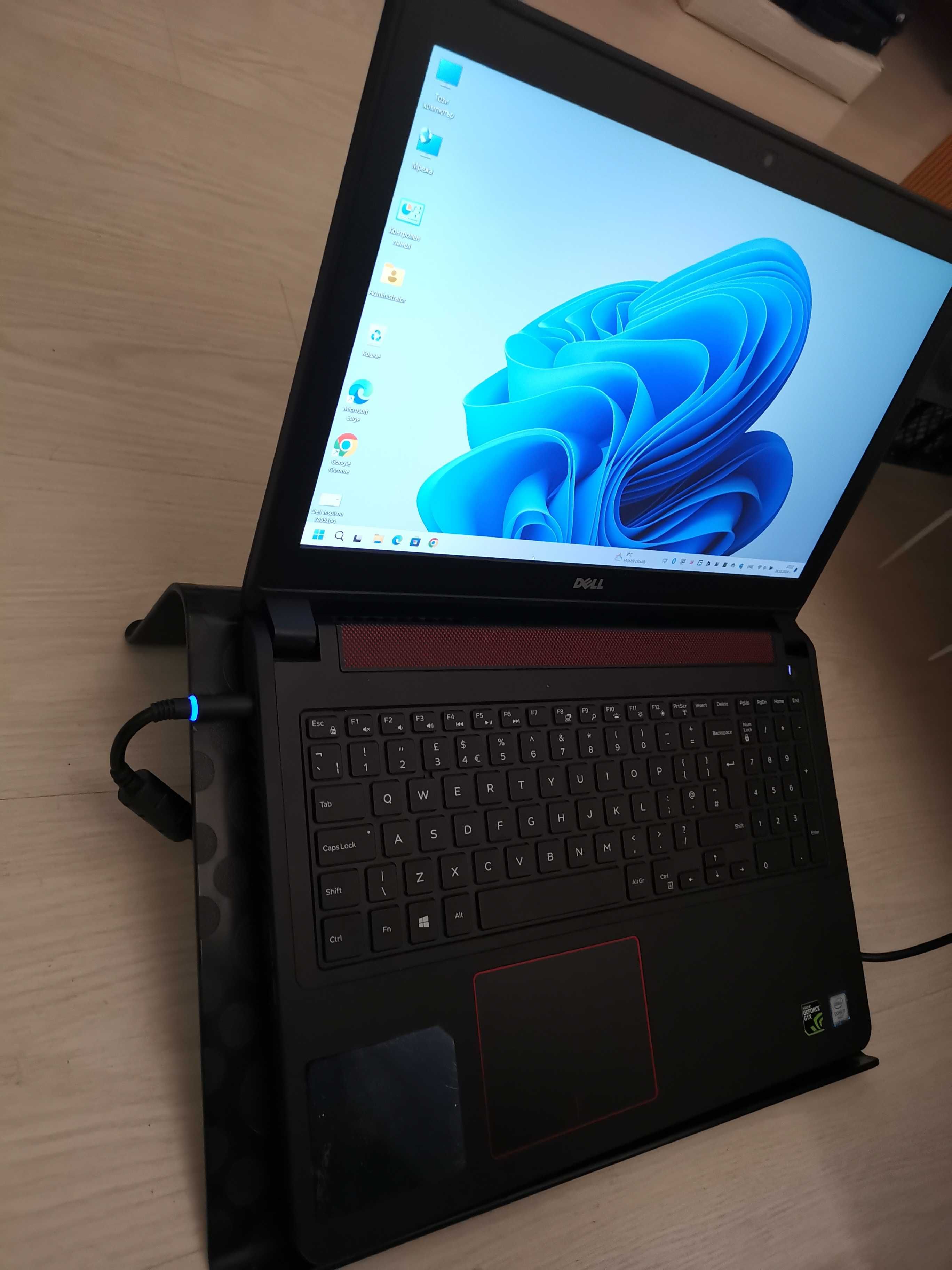 Геймърски лаптоп Dell Inspiron 7559 i7-6700HQ nVidia G-force 960M 4GB