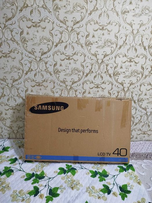 Телевизор Samsung 40" LCD — в хорошем состоянии