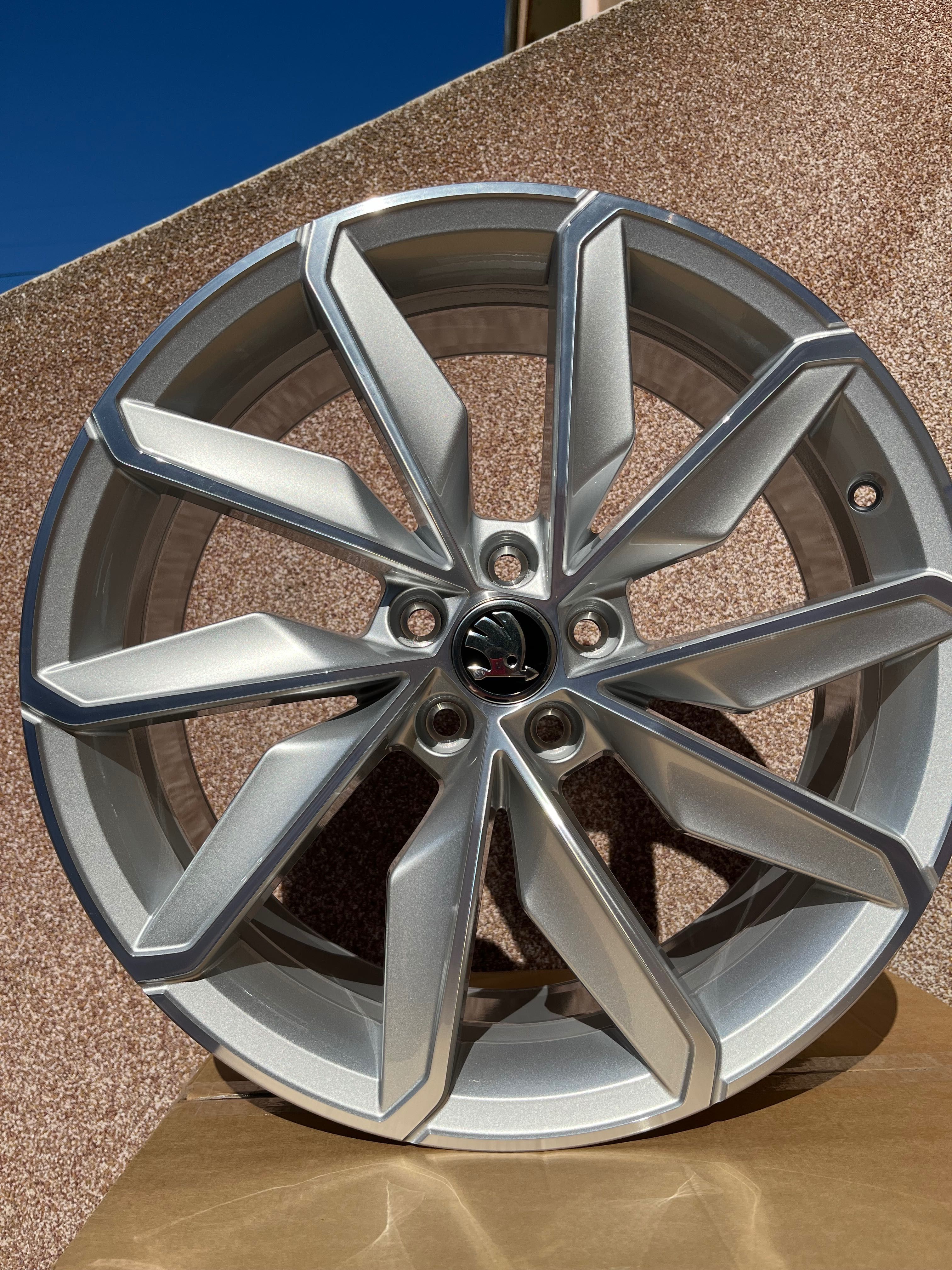Чисто нови оригинални джанти 18" Blade за Skoda