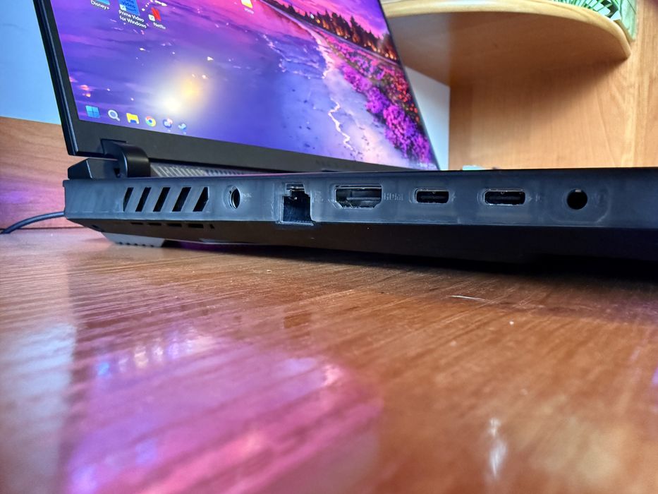 Asus ROG STRIX SCAR 16 2023 (i9 + RTX 4080)