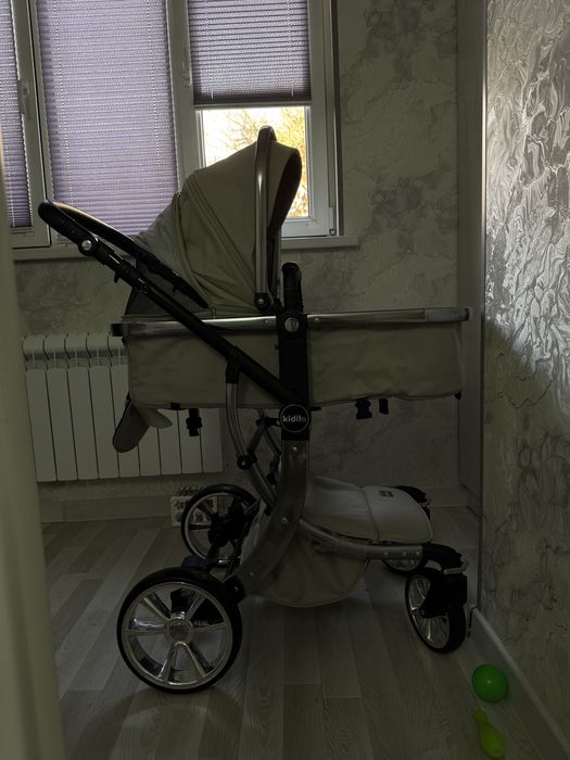 Продается коляска трансформер Kidilo