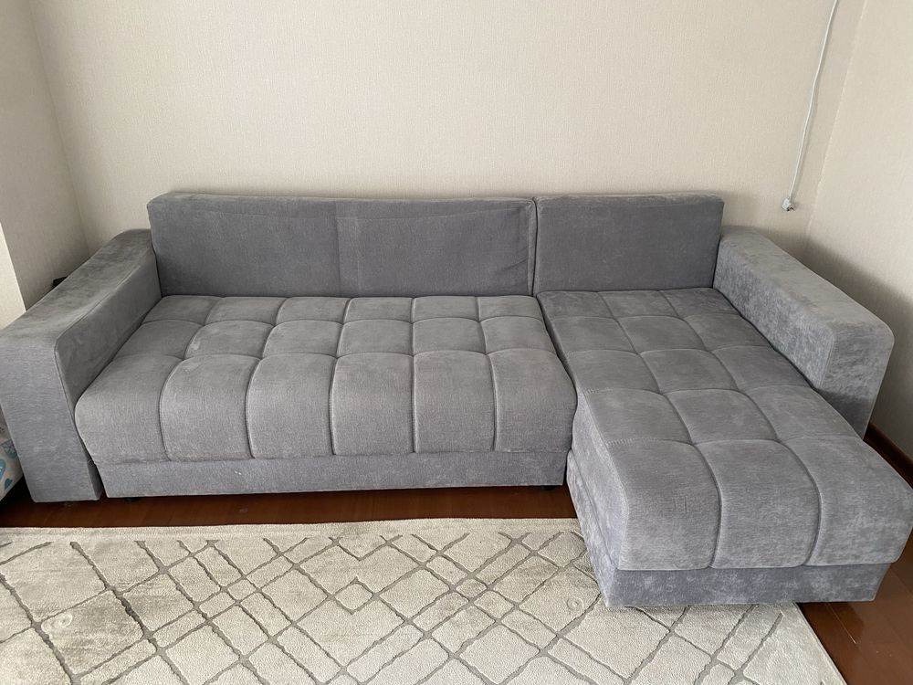 срочно продам диван раскладной
