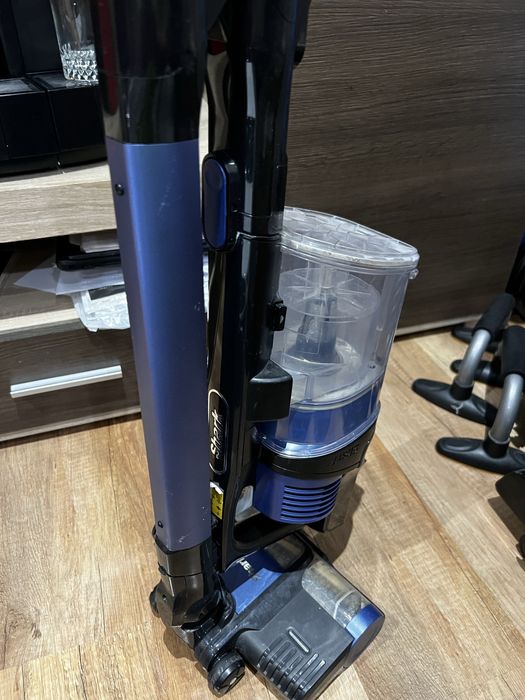 Прахосмукачка shark iz202uk 26