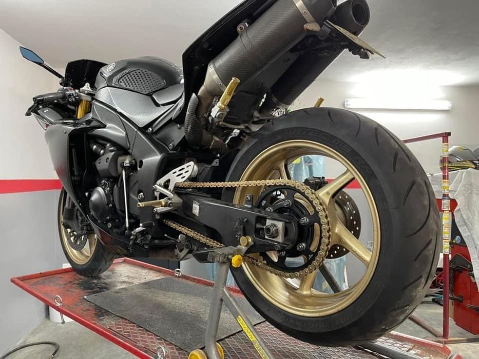 Yamaha R1 2009 RN22 Big Bang