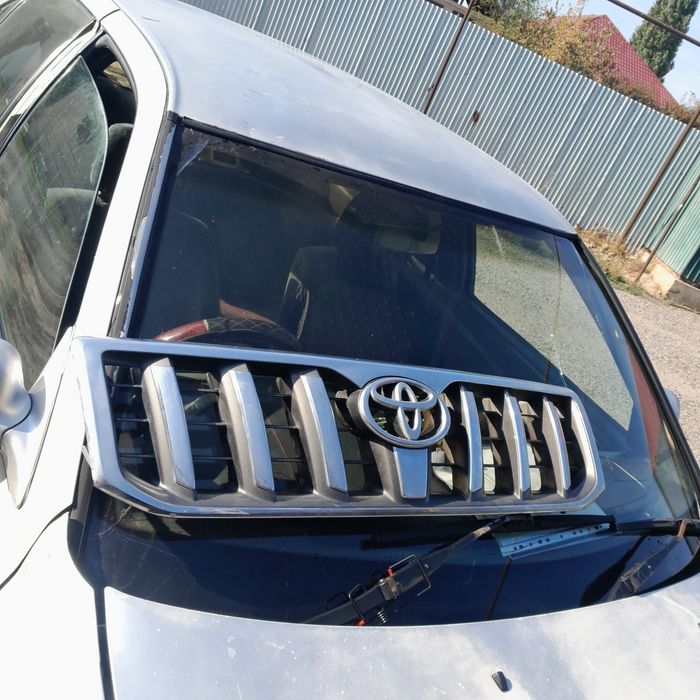 Решётка на Toyota Prado