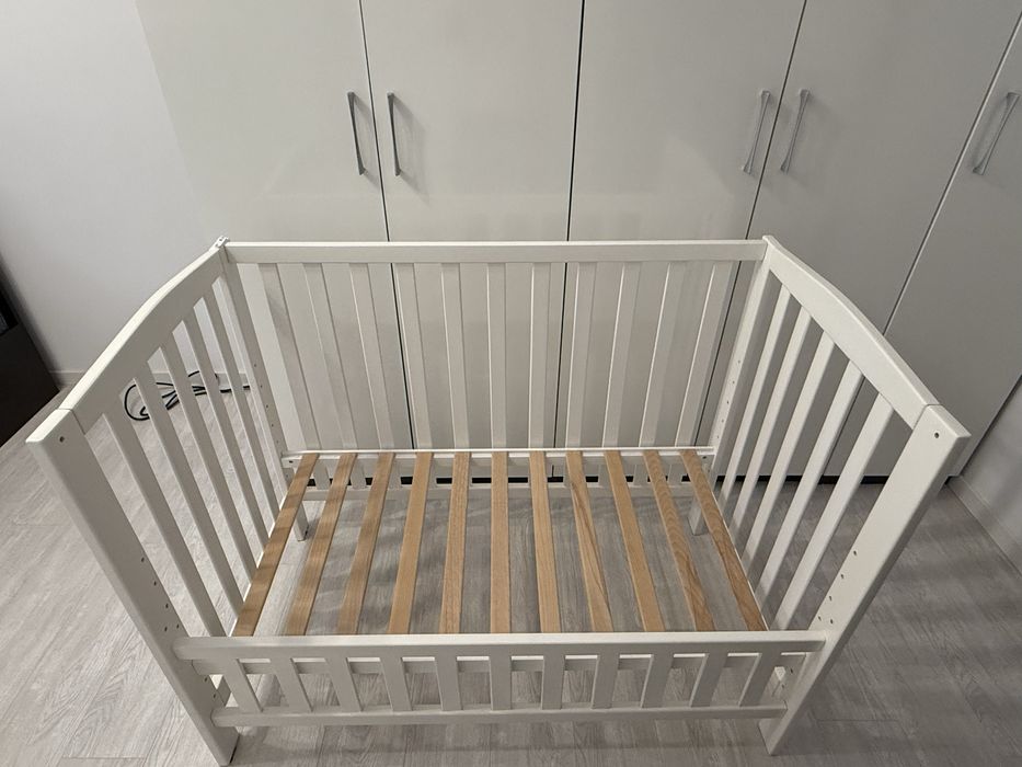 Patut bebe alb din fag