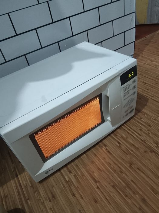 Микроволновая печь