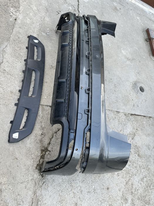 Bară spate audi q8.