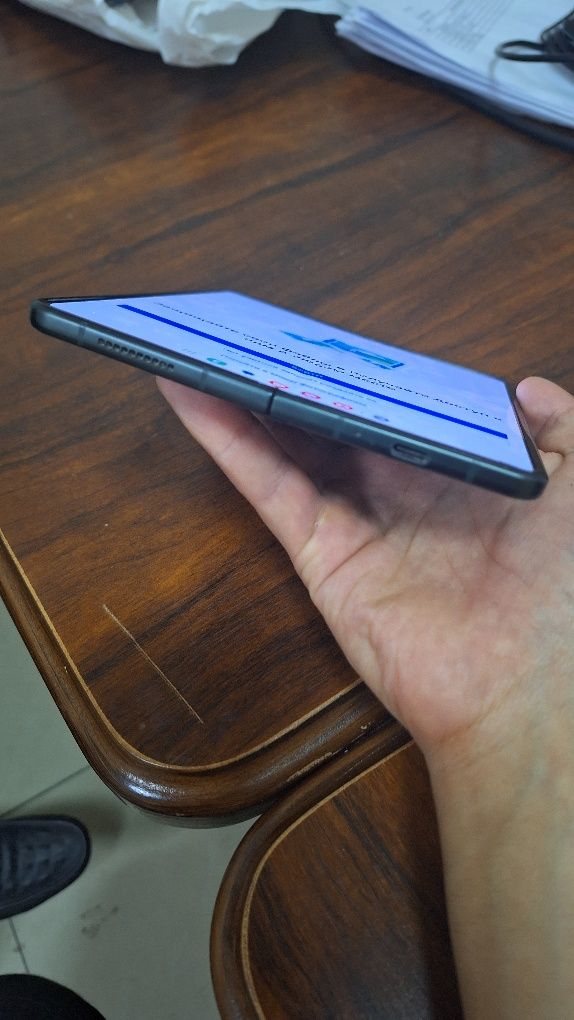 Samsung z fold 3 5g