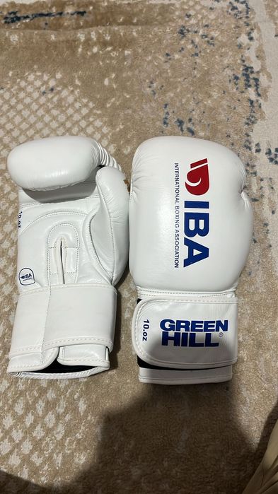 Iba 10oz перчатка