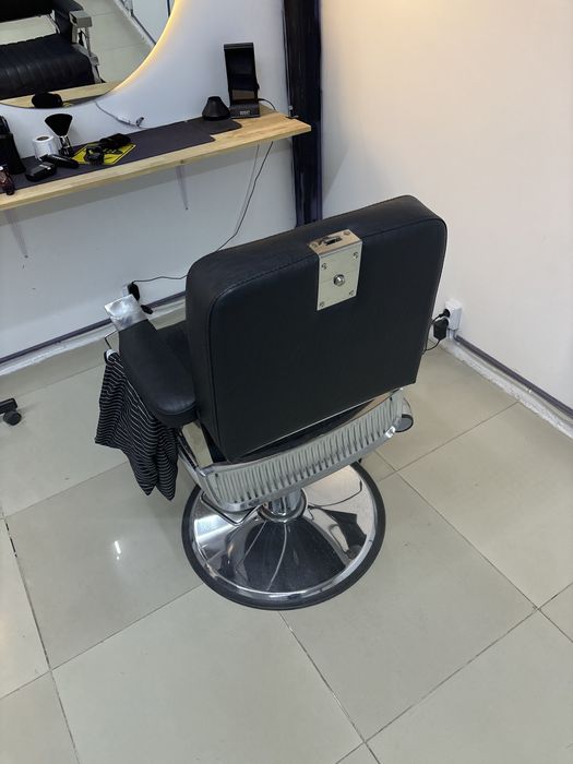 Кресло в аренду в барбершопе