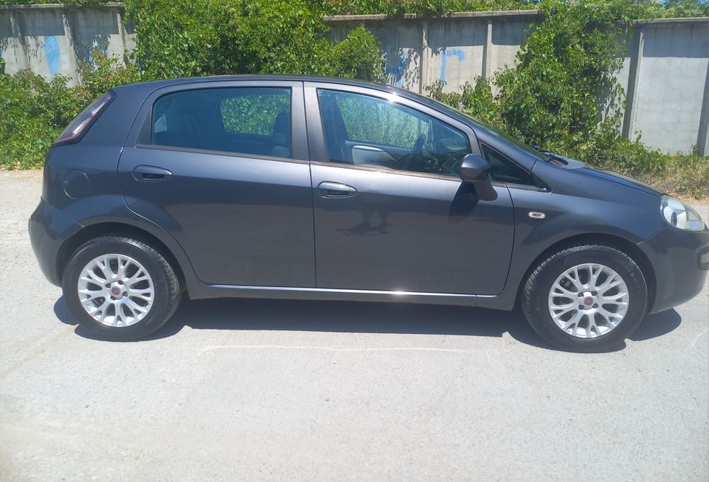 Fiat Punto 1.3 multijet 2010г - На Части