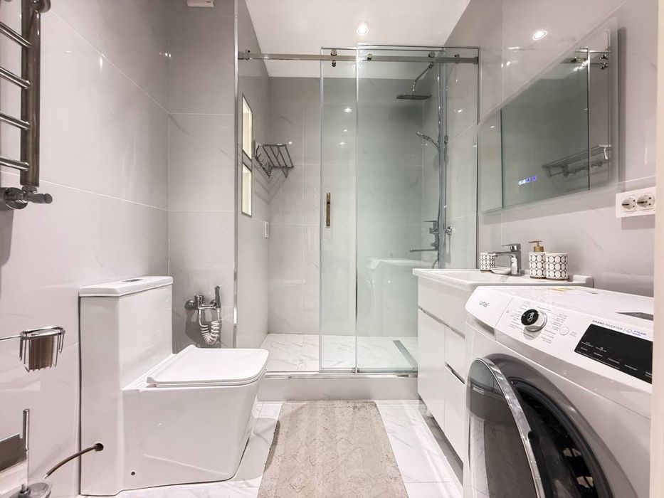 Срочно продается 2х комнатная квартира новостройка ЖК NRG MirzoUlugbek