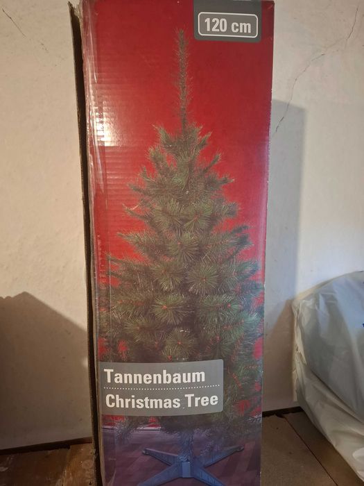 Продавам голяма елха