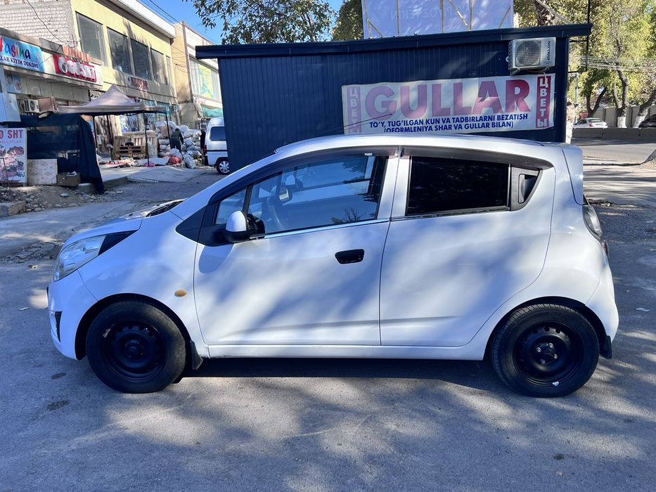 Spark 2011, motor 1.0 Doverennostga berilmidi