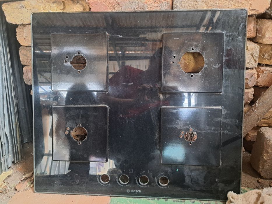 Продам стеклокарамическое стекло Bosch