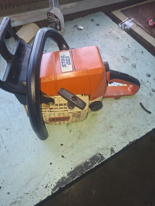 Продавам щил 023