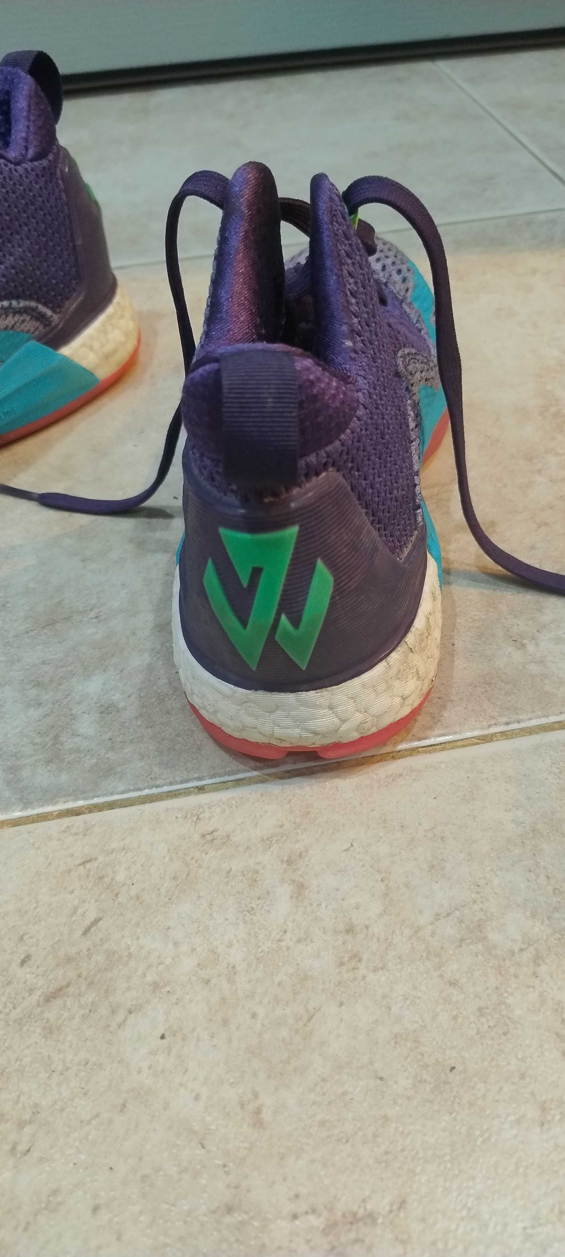 Маратонки Adidas boost