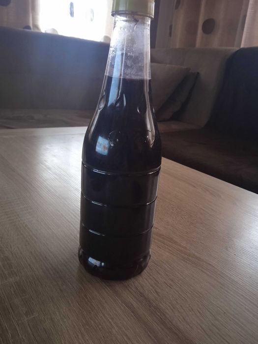 Дресинг за салати от черен бъз