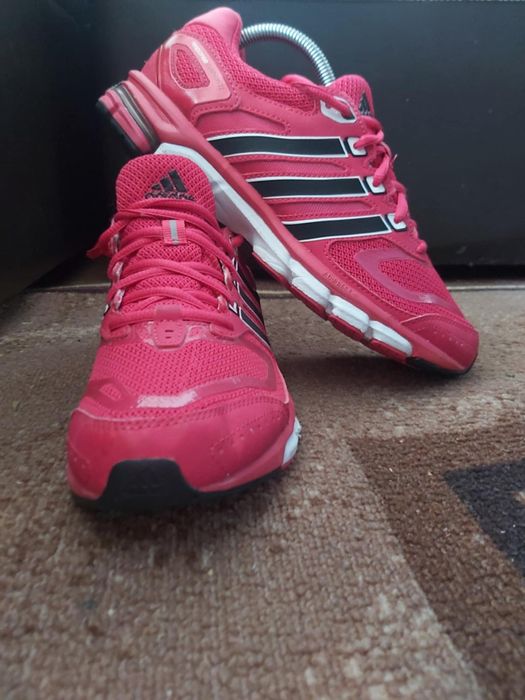 Дамски маратонки Adidas response cushion 22