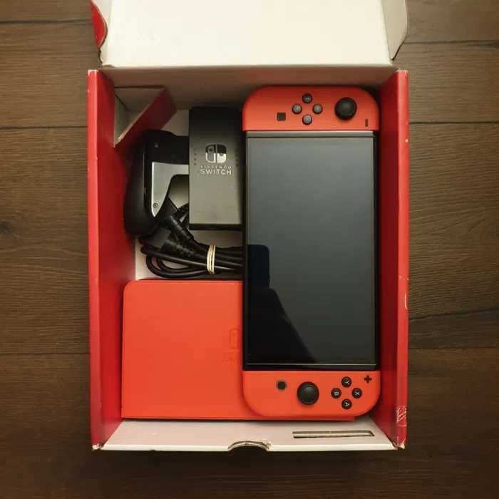 consola Nintendo Switch Oled mario edition