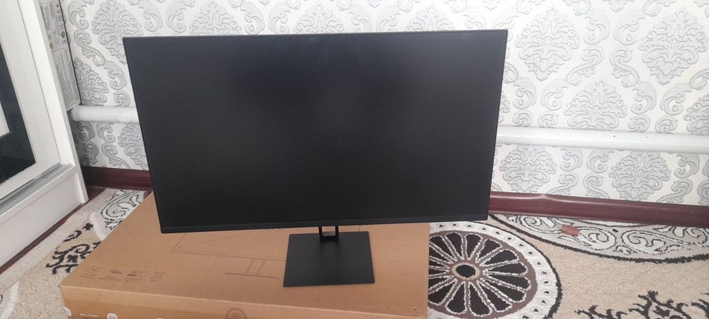 Redmi монитор сотилади