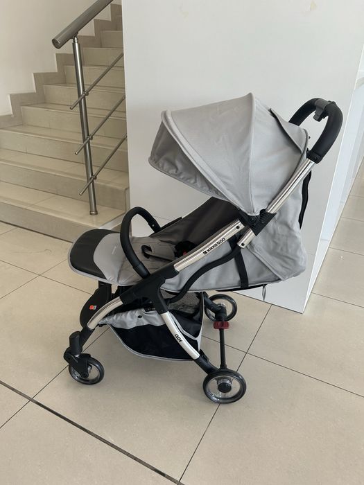 Летни колички Cloe до 22кг,с дъждобран