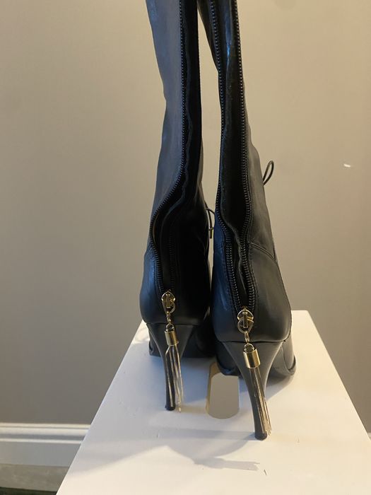 Ботуши на ток Elizabetta Franchi и Luchiano Barachini ниски