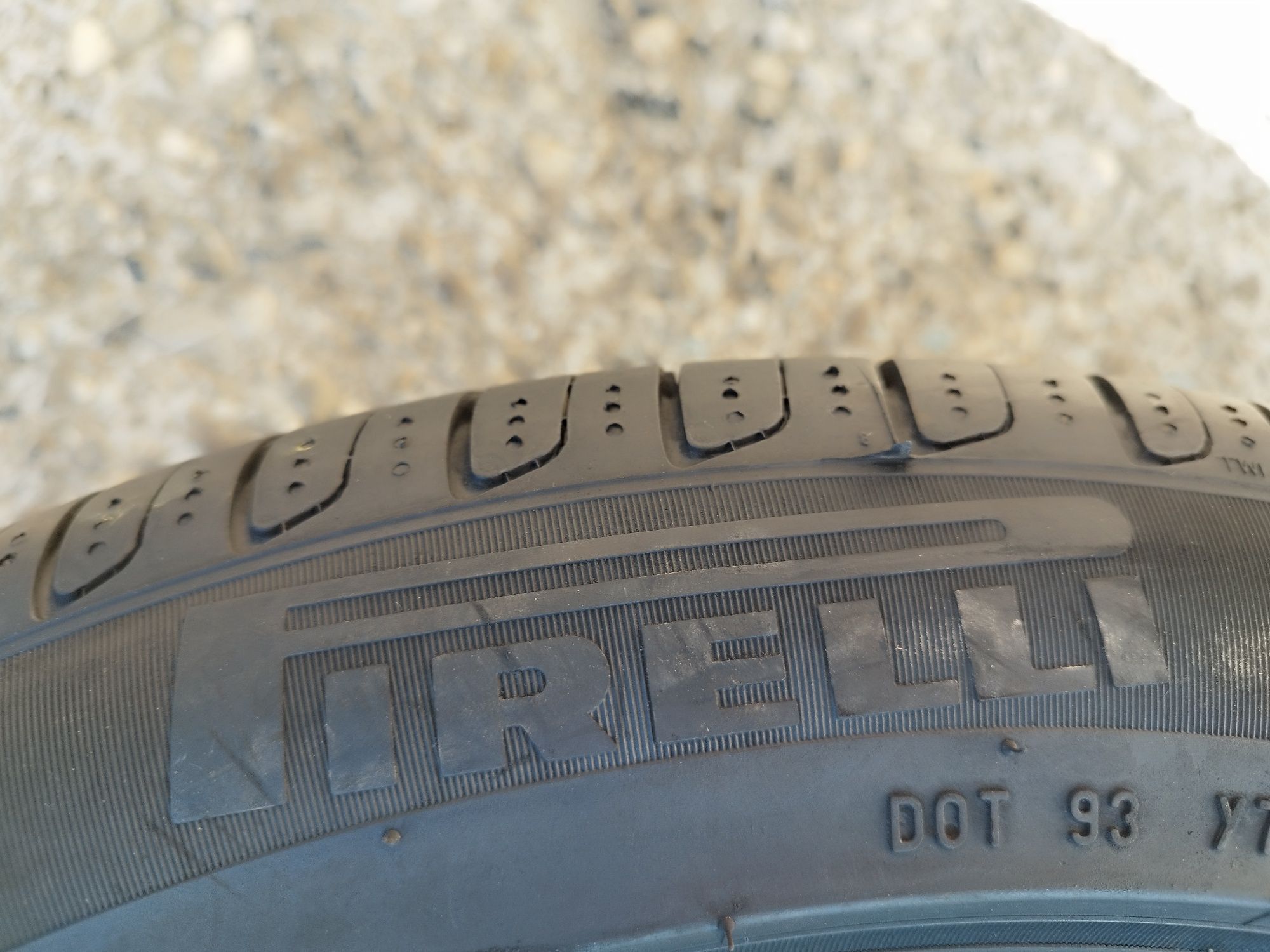 4 anvelope de vară(ca și noi) RFT Pirelli Cinturato P7 225/50/18,dot 2