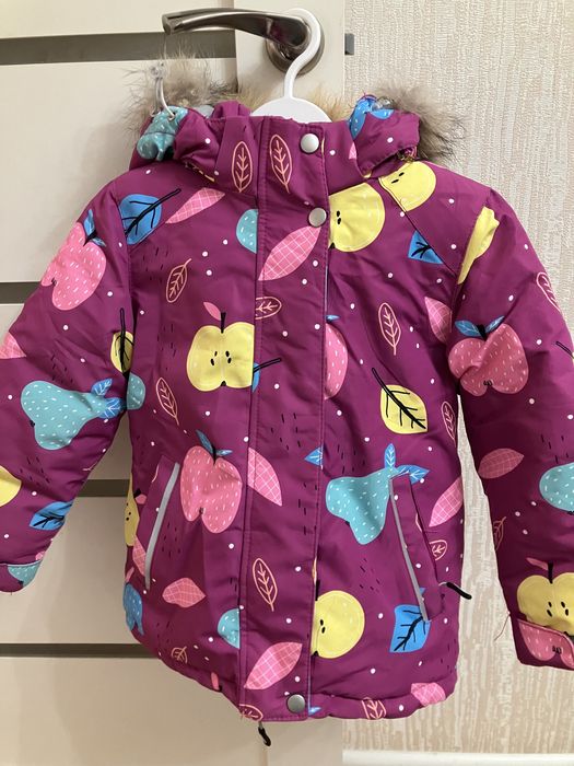 Продам почти новый, очень теплый зимний комплект на девочку