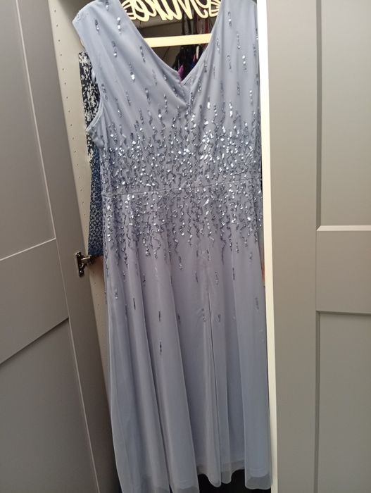 Vând rochie eleganta