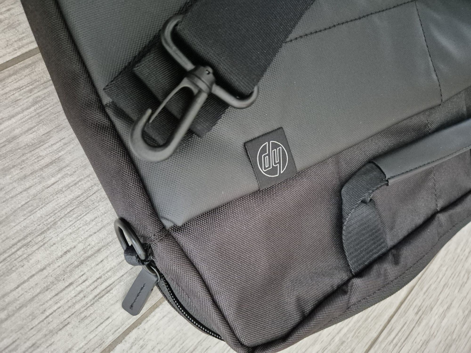Vand geanta laptop Hp noua