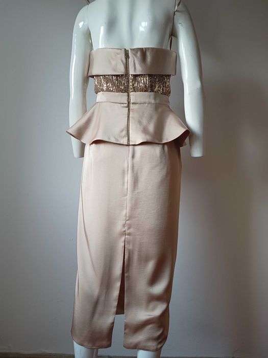 Rochie Isabel Garcia nouă