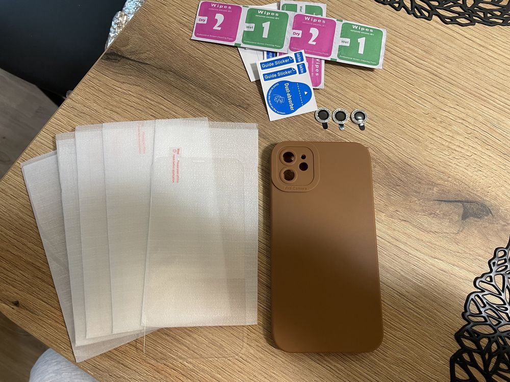 Сет за iphone 11 , 12 лв
