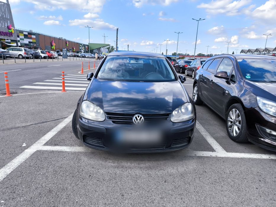 Volkswagen Golf 5 V 1.6 FSI