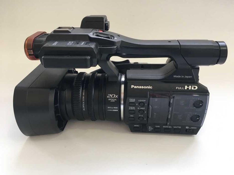 Професионална видеокамера Panasonic AG-AC30 - отлично състояние