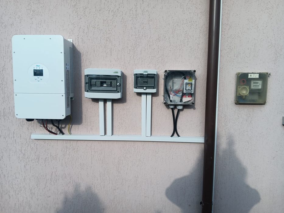 Intervenții în instalațiile fotovoltaice  si electrice