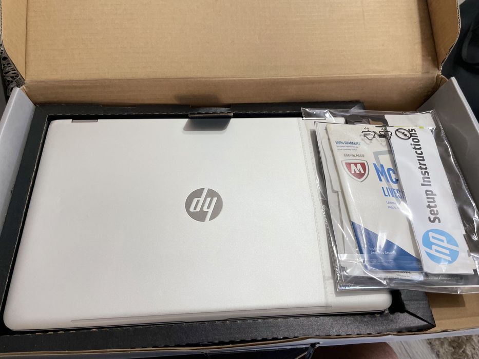 Laptop 2in1  HP envy X360 convertible i7 sau schimb cu Mac