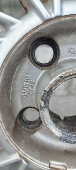 vand jante ford 4 gauri