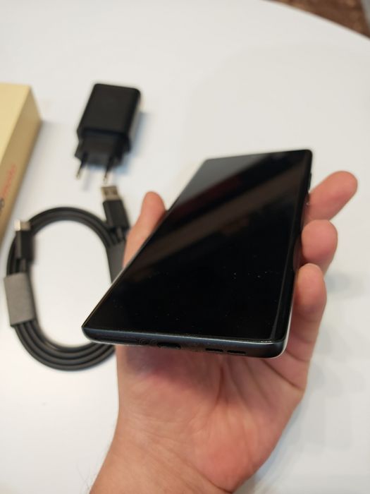 Motorola G85 5G.