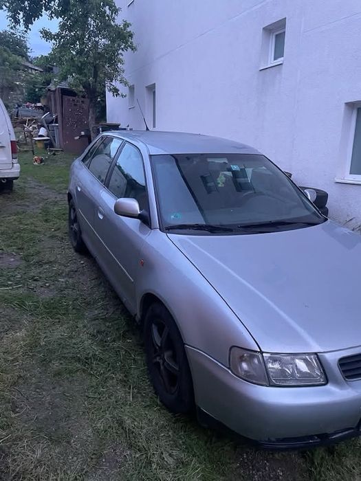 Vând Audi A3 18t
