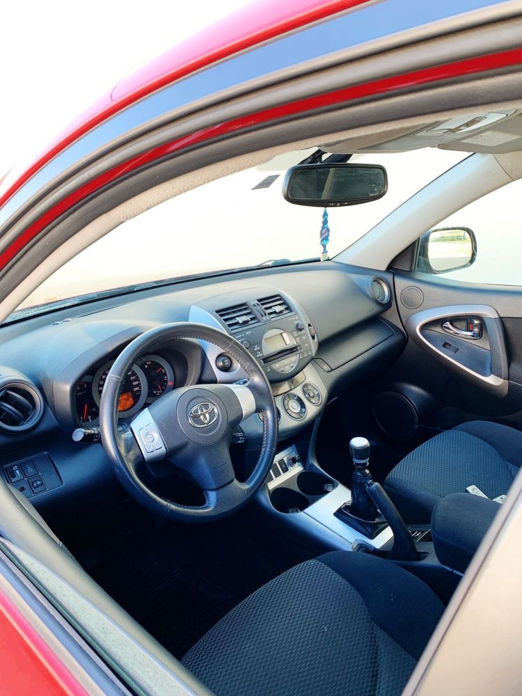 Toyota Rav-4 2008 Exclusiv 4x4 la buton 2.0 Diesel 136cp 6+1 trepte