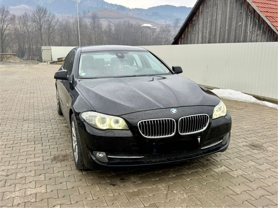 Vând BMW F10 520D