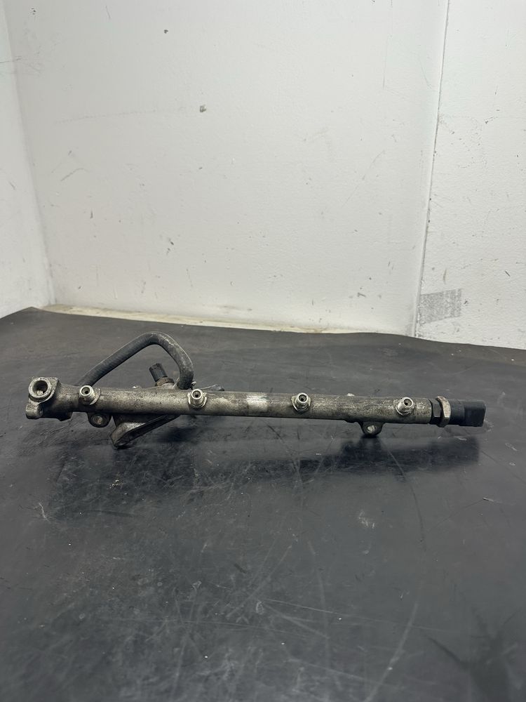 Rampa injectoare Mercedes Sprinter 2.2 CDI 313 cdi 311cdi 413cdi 411cd
