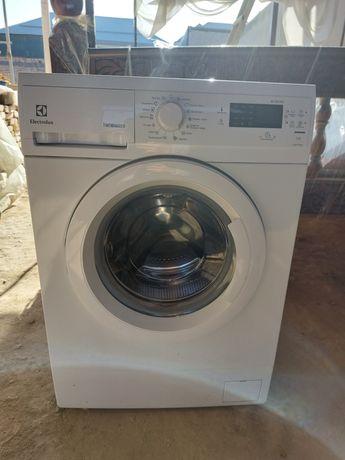 Electrolux стиральная машина, срочно продается стиралька
