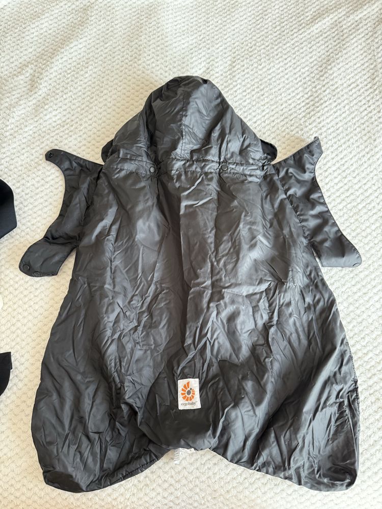 Раница - като нова - Еrgobaby Adapt SoftFlex Mesh, Onyx Blooms
