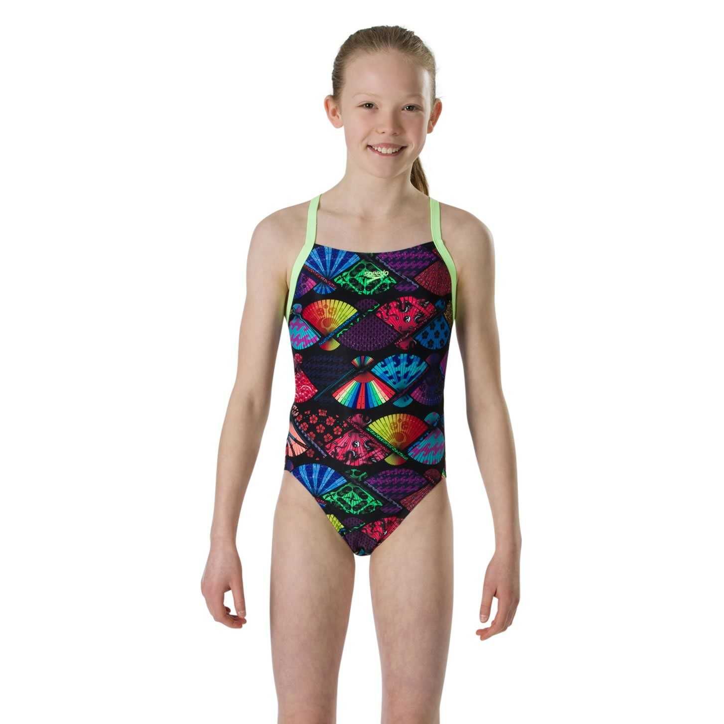 Speedo 30, Maru 30 отлични бански и подарък Adidas (11-12 г) обща цена