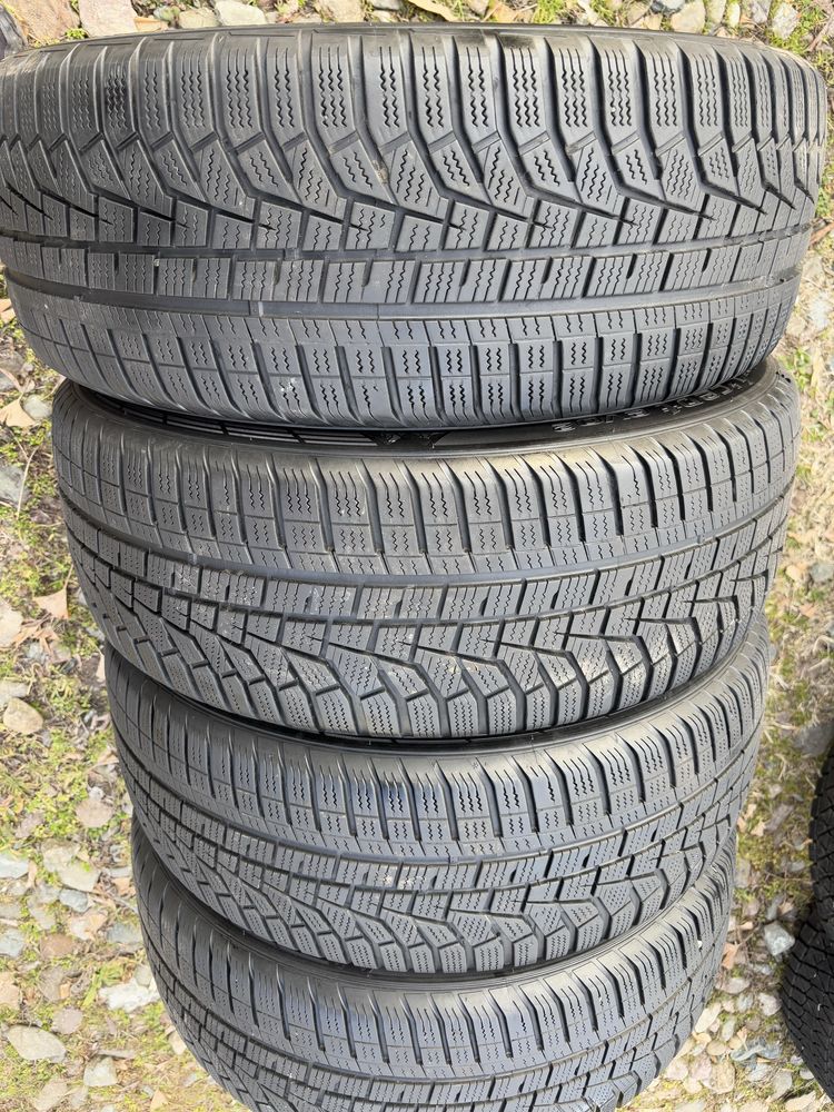 205/55 R17 4бр зимни гуми