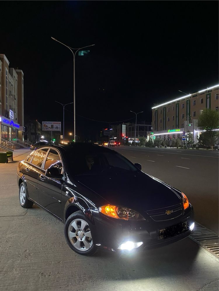 Lacetti gentra qora full sotiladi